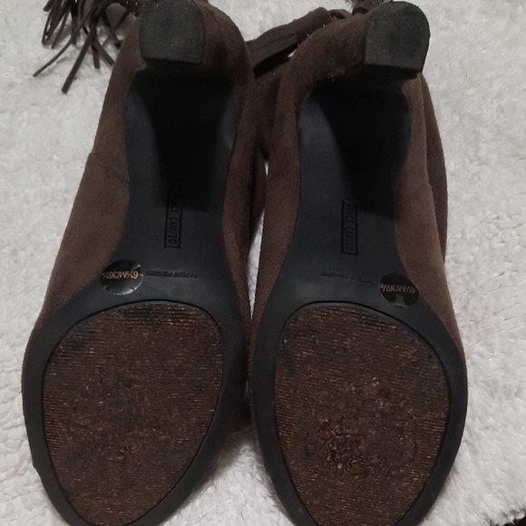 Vince Camuto Heeled Boots - Picture 7 of 8